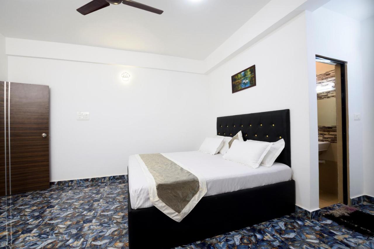 Hotel Flying Goa กาลังกูติ ภายนอก รูปภาพ