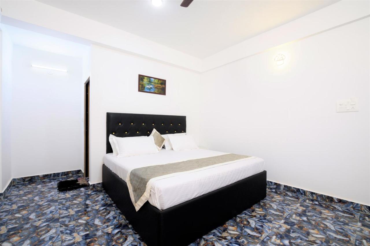 Hotel Flying Goa กาลังกูติ ภายนอก รูปภาพ